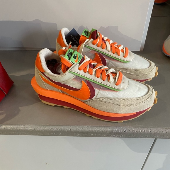 Nike x CLOT x Sacai LDWaffle Orange Blaze Sneakers - Picture 5 of 9